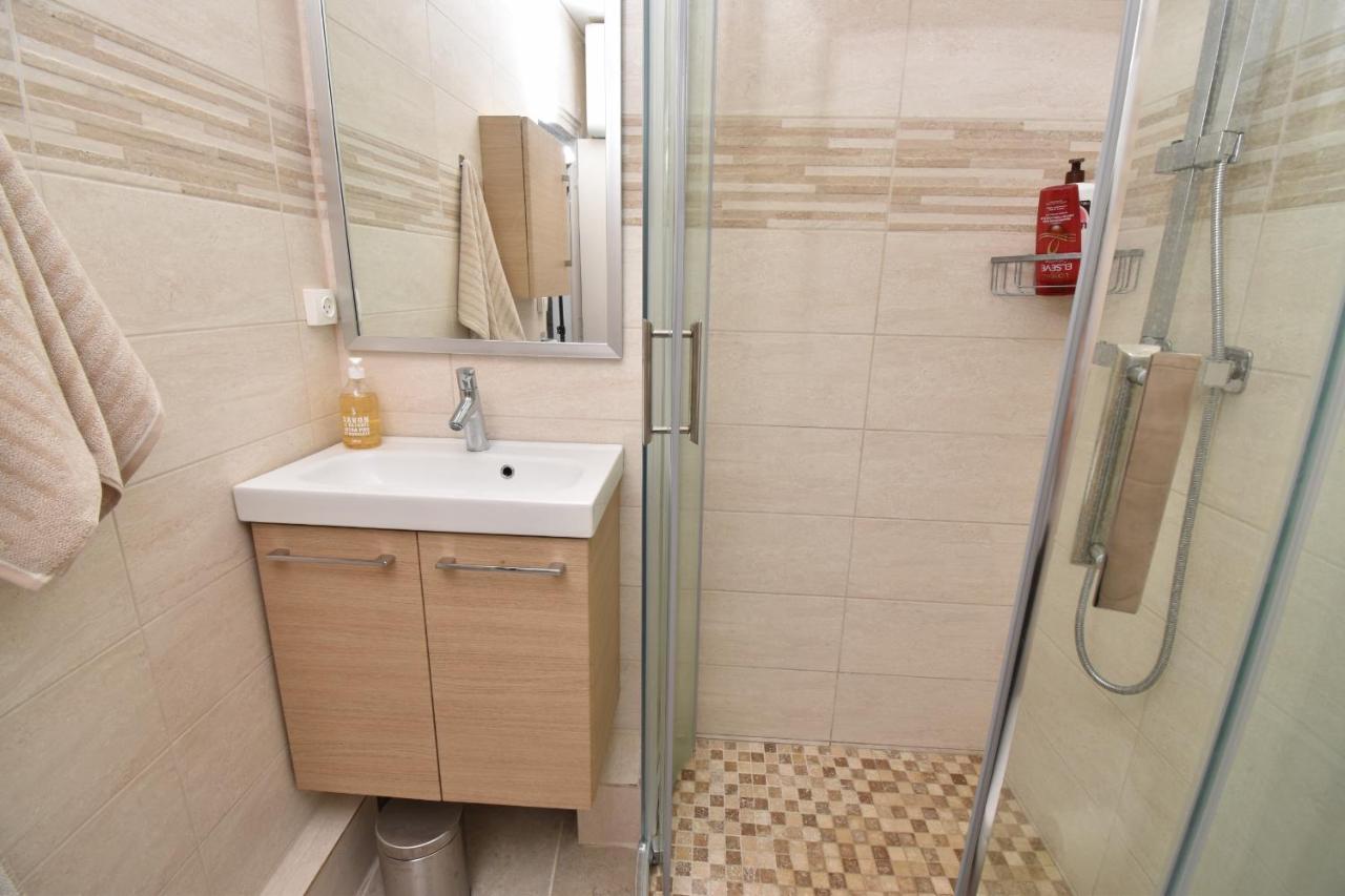 Appartement T2 entièrement rénové Chabian Port Camargue à Le Grau-du-Roi Extérieur photo